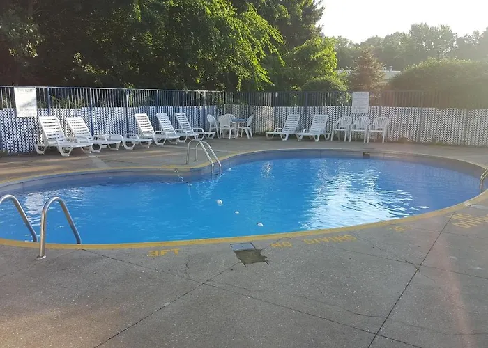 Mentor Home Inn And Suites